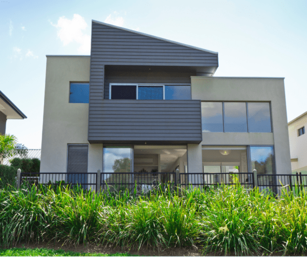 Image of modern house - used as hero photo from Townsville City Council's "Same Day Approvals" article on BDmag June 2023